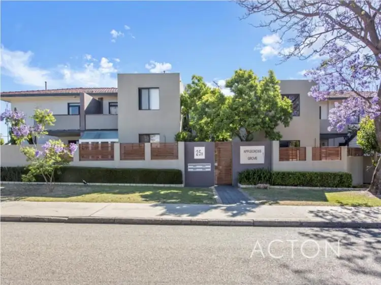 7/25B Ullapool Road, Applecross WA 6153