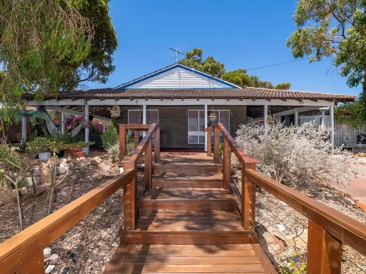 32 Simpson Drive, Padbury WA 6025