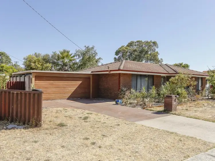 Second view of Homely house listing, 38 Monument Drive, Beldon WA 6027