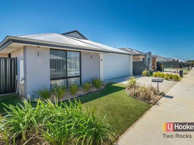 19 Pinehurst Street, Yanchep WA 6035