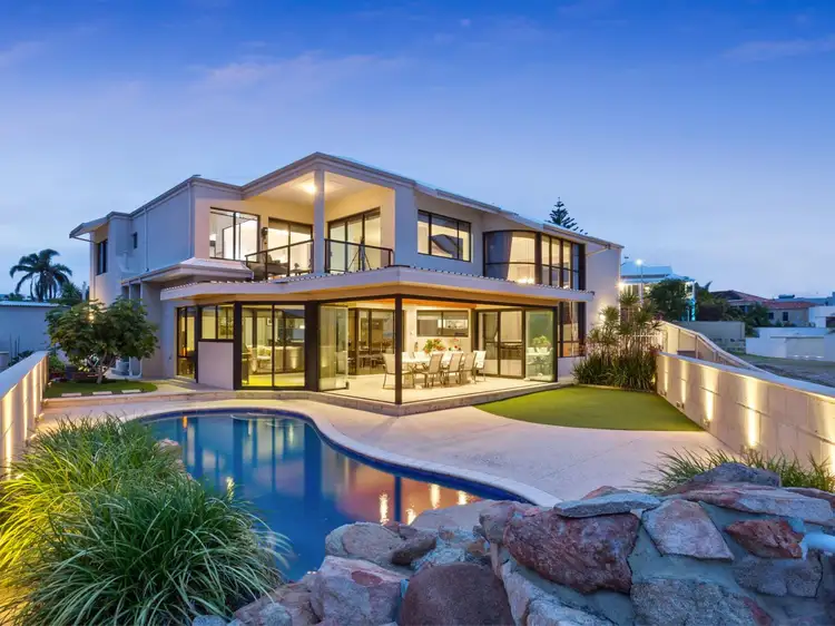 7 Manakoora Rise, Sorrento WA 6020