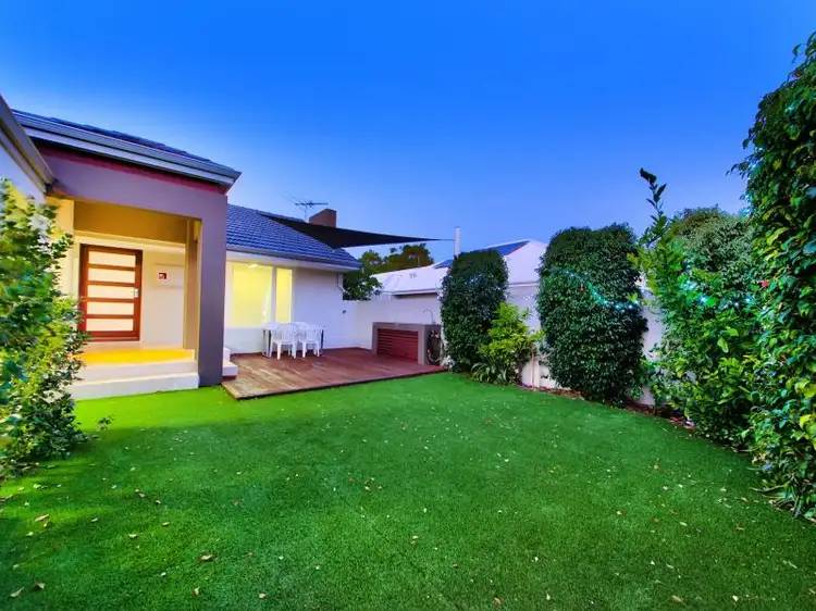 15 Warren Road, Yokine WA 6060