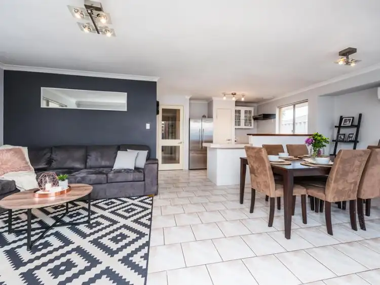 16 Johnson Street, Redcliffe WA 6104
