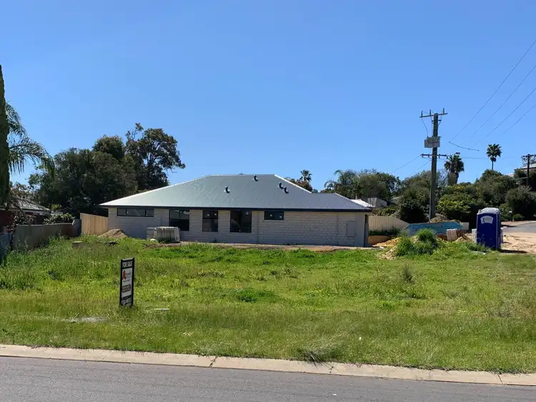 8 Austin Street, Eaton WA 6232