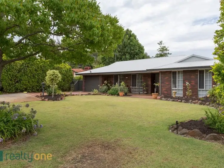 11 Redwood Lane, Willetton WA 6155