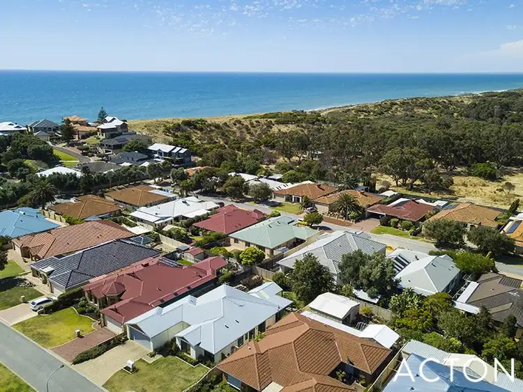 Fourth view of Homely house listing, 33 Paradise Circuit, Halls Head WA 6210