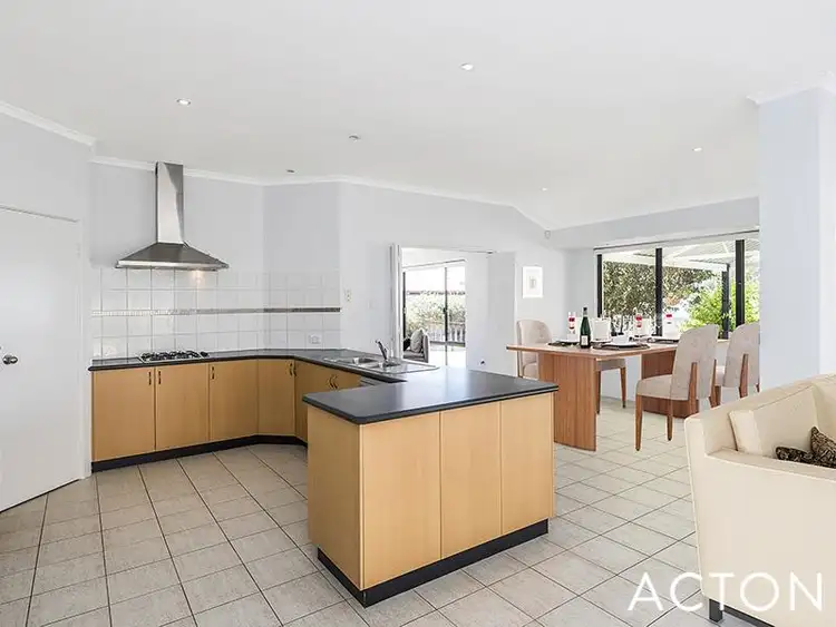 Sixth view of Homely house listing, 33 Paradise Circuit, Halls Head WA 6210