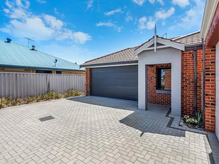 Main view of Homely unit listing, Unit 3/8 Seaspray Place, Waikiki WA 6169