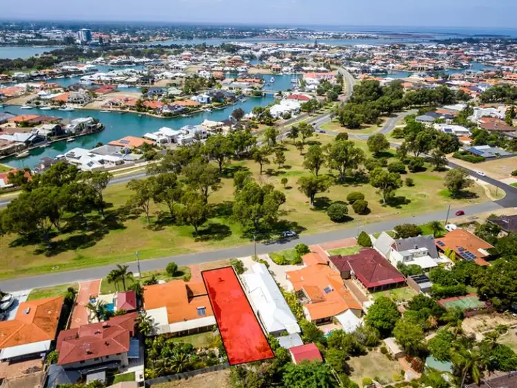 14A Dalrymple Terrace, Halls Head WA 6210