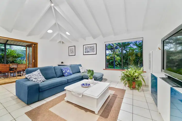 6 Oakapple Drive, Duncraig WA 6023