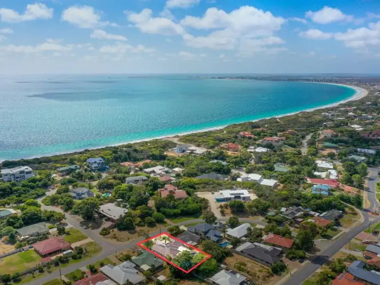 Second view of Homely house listing, 7 Herlihy Way, Warnbro WA 6169