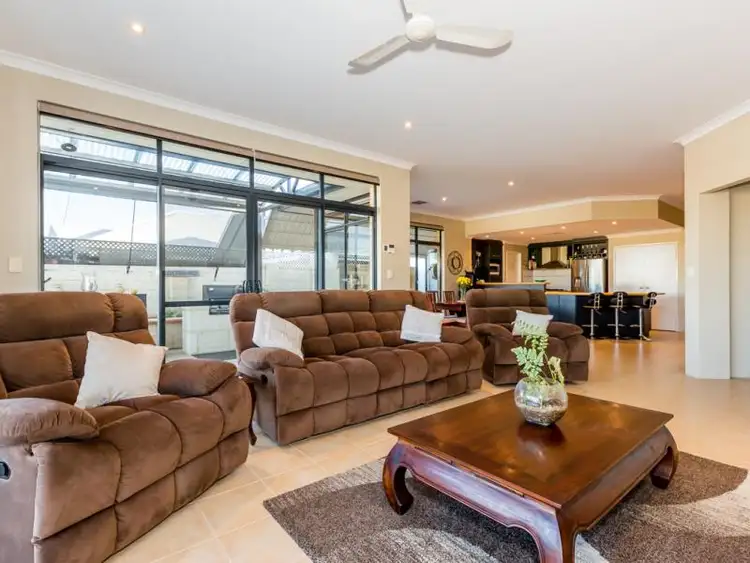 Seventh view of Homely house listing, 8 Leisure Way, Halls Head WA 6210