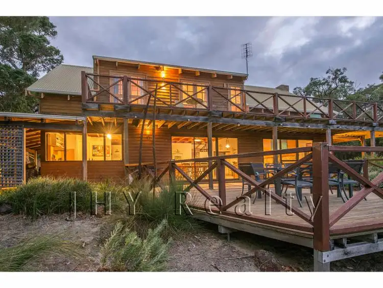 32 Eagle Bay Road, Eagle Bay WA 6281
