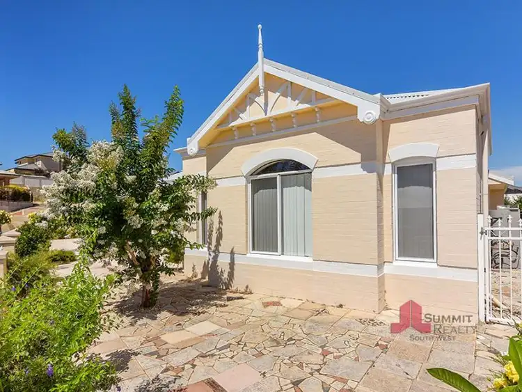Second view of Homely house listing, 4 Amy Cove, Australind WA 6233