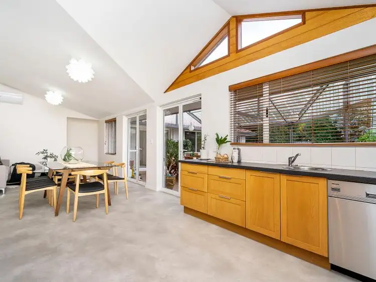 Fifth view of Homely house listing, 10 Shearn Crescent, Doubleview WA 6018