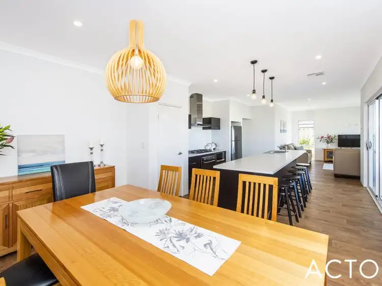 Fifth view of Homely house listing, 10 Vanda Pass, Halls Head WA 6210