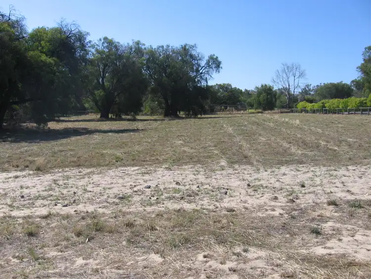 3 Fletcher Court, Leschenault WA 6233