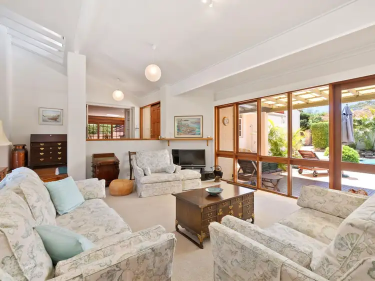 3 Boscastle Avenue, City Beach WA 6015