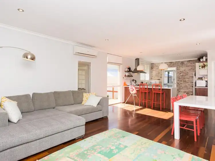 Sixth view of Homely house listing, 1 Glory Court, Karrinyup WA 6018