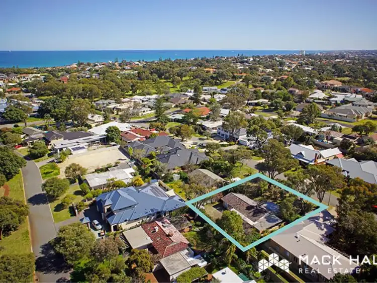 15 Gayton Road, City Beach WA 6015