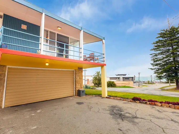 Fourth view of Homely house listing, 18a King Albert Road, Trigg WA 6029