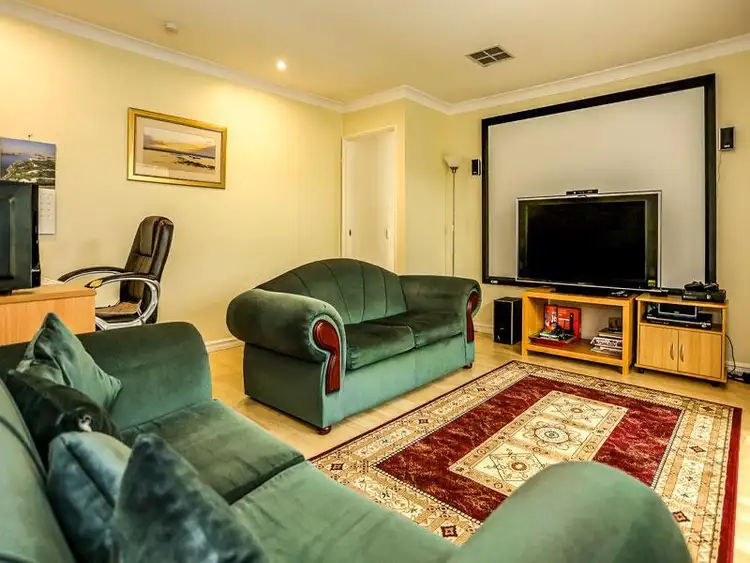 Seventh view of Homely house listing, 4 Sailfish close, Beldon WA 6027