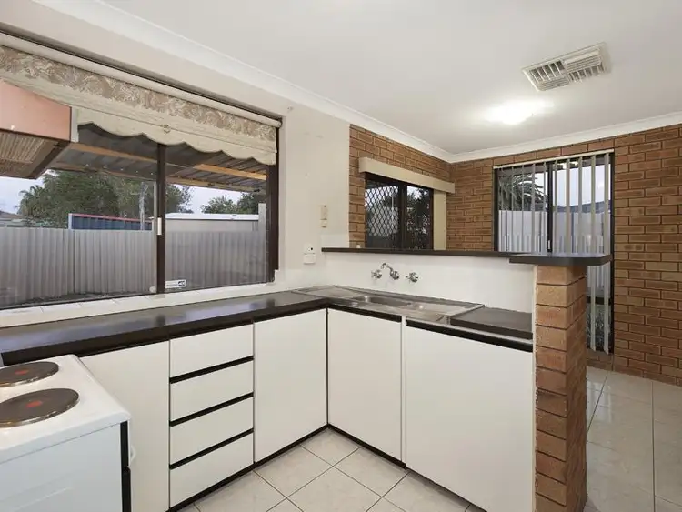 Seventh view of Homely semi-detached listing, 14B Toora Place, Cooloongup WA 6168