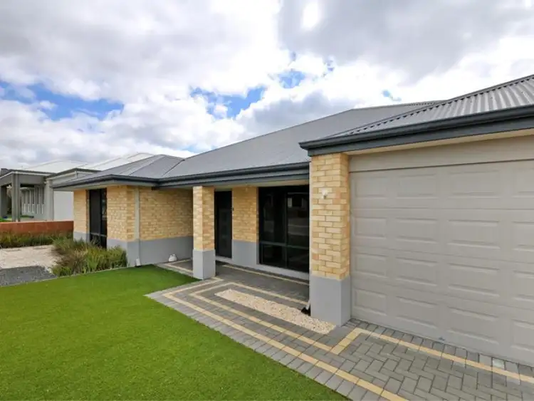 Second view of Homely house listing, 6 Geographe Loop, Ellenbrook WA 6069