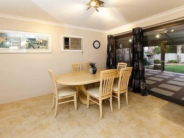 Sixth view of Homely house listing, 27 Inverness Circle, Camillo WA 6111