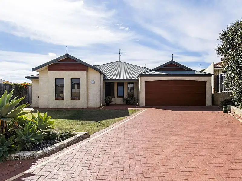 Main view of Homely house listing, 5 Lilly Pilly Lookout, Halls Head WA 6210