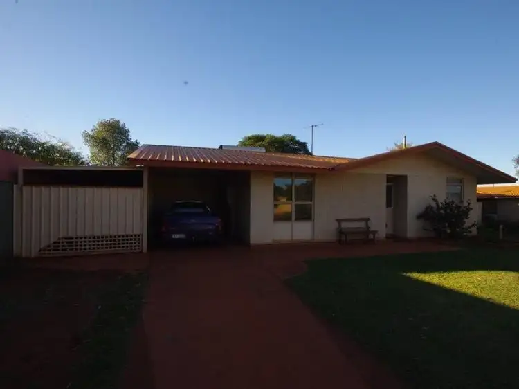 7 Yanboomah Close, Newman WA 6753