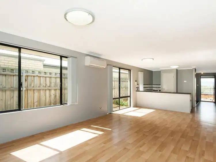 38 Brixton Crescent, Ellenbrook WA 6069