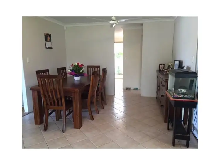 Fifth view of Homely house listing, 2 Kanto Court, Marangaroo WA 6064