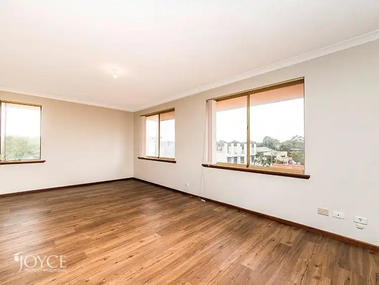 Seventh view of Homely townhouse listing, 1/17 Wheatcroft Street, Scarborough WA 6019