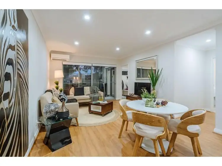 Sixth view of Homely apartment listing, 4/5 Oakland Avenue, Cloverdale WA 6105