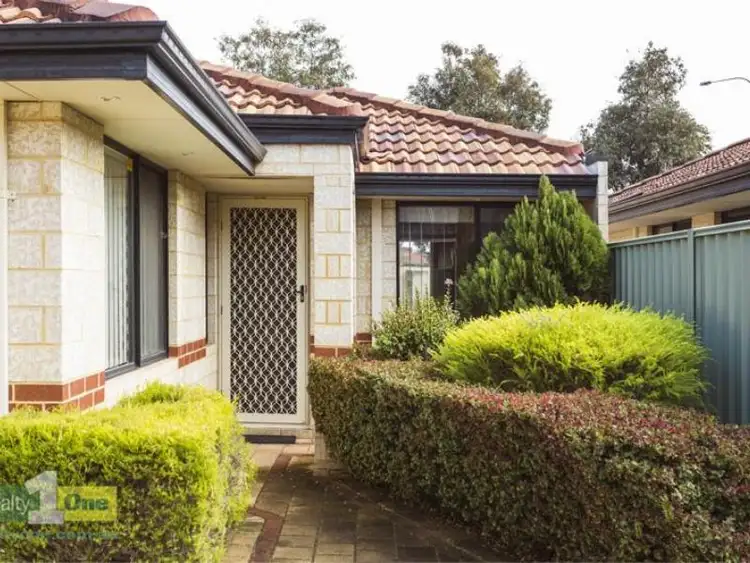 9 Waxberry Gardens, Canning Vale WA 6155