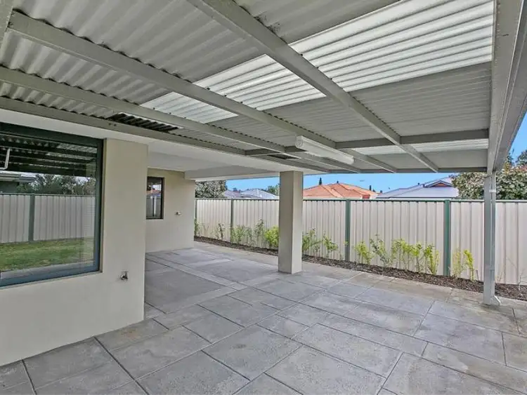Seventh view of Homely house listing, 6 Barcoo Bend, Hammond Park WA 6164