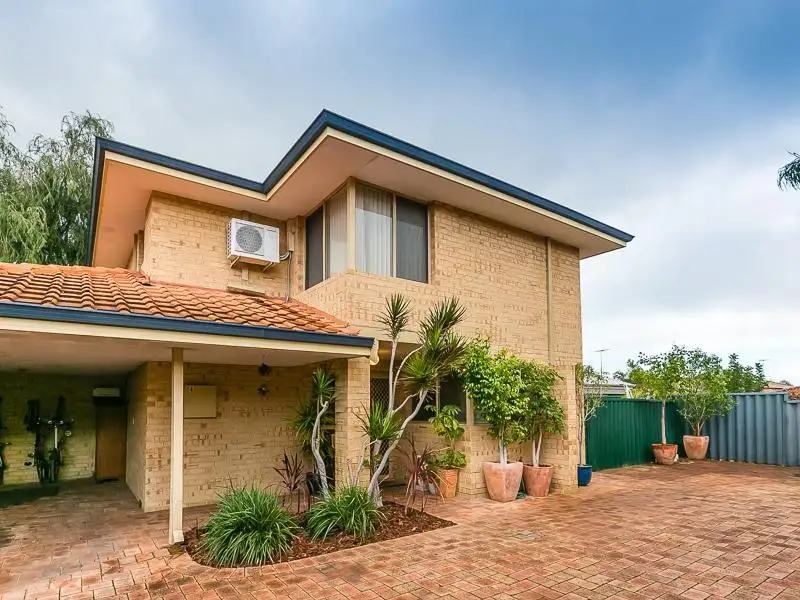 Main view of Homely villa listing, 4/118 Ventnor Street, Scarborough WA 6019