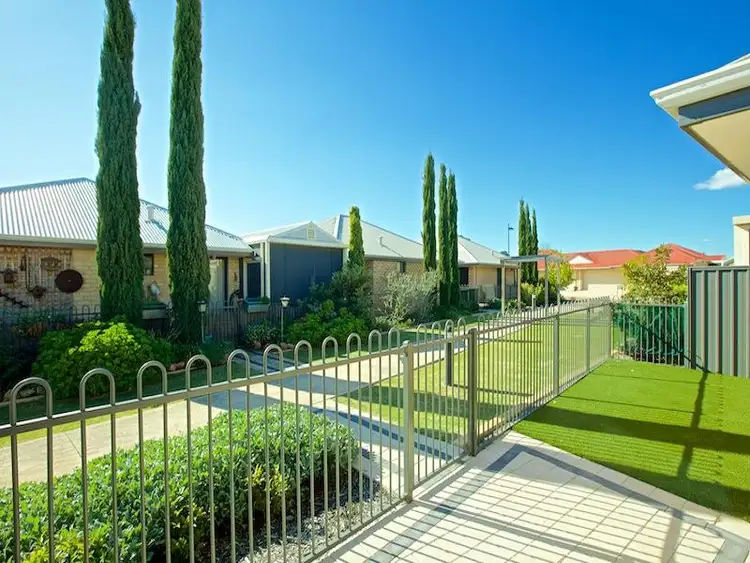 2 Bateman Lane, Pinjarra WA 6208