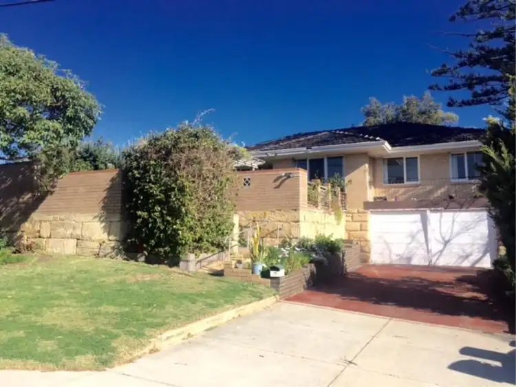 15 Newborough Street, Scarborough WA 6019