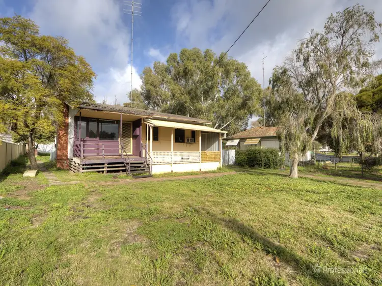 85 Newcastle road, Northam WA 6401