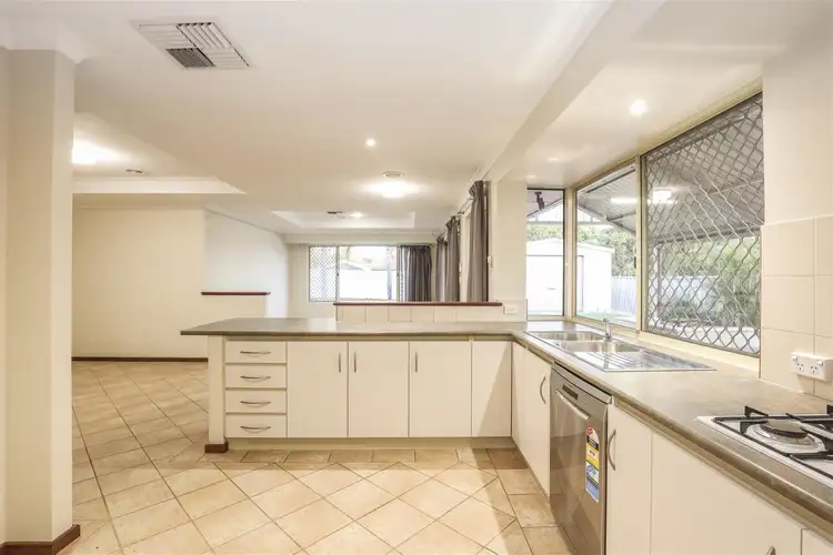 Seventh view of Homely house listing, 10 Serpentine Rise, Success WA 6164