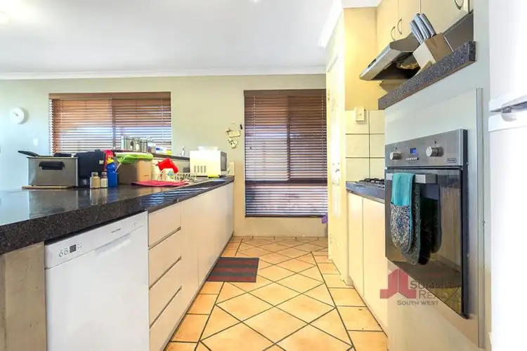 Seventh view of Homely house listing, 4 O'Meehan Green, Usher WA 6230