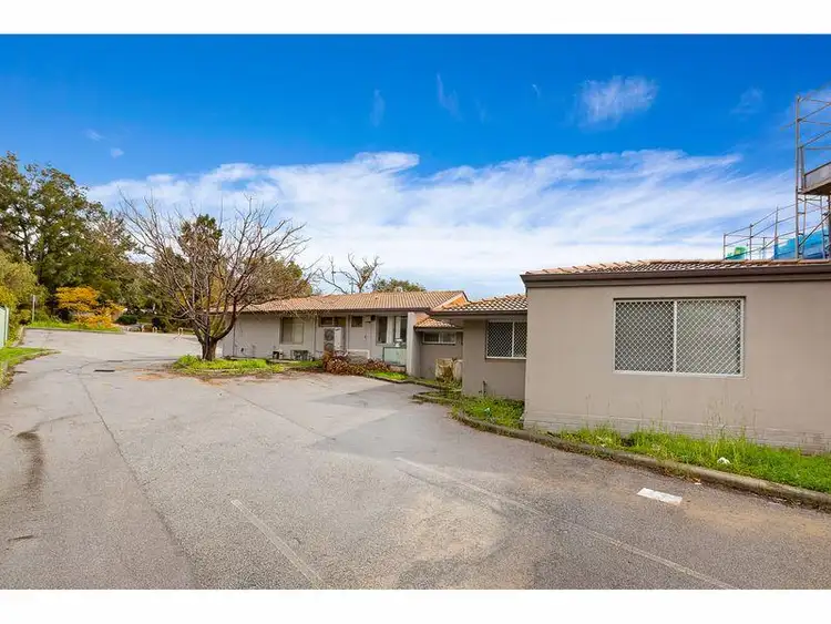 Fifth view of Homely house listing, 1 Almondbury Road, Ardross WA 6153