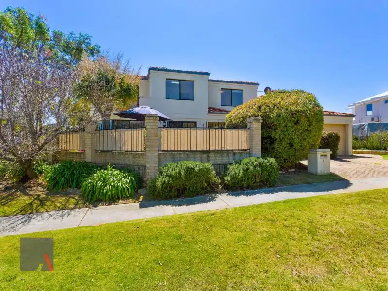 Main view of Homely house listing, 2/102 Millcrest Street, Doubleview WA 6018