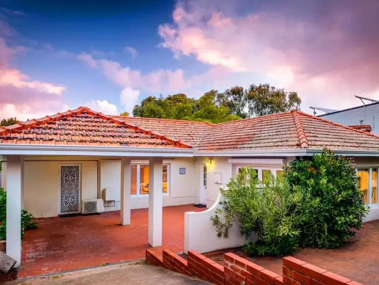 7 Winmarley Street, Floreat WA 6014