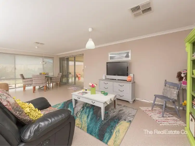 Seventh view of Homely house listing, 2 Calder Nook, Lakelands WA 6180