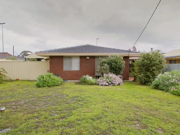 Third view of Homely house listing, 32 Rushbrook Way, Thornlie WA 6108