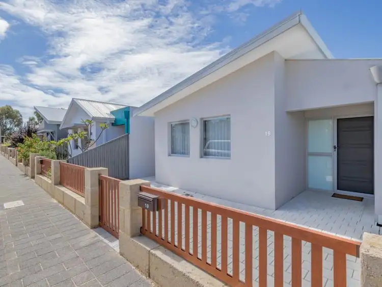 19 Kaalak Lane, Mandurah WA 6210
