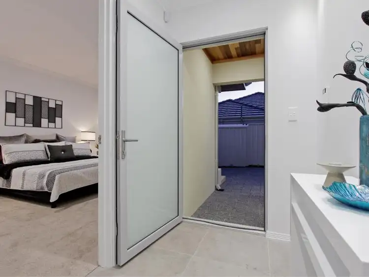 Fourth view of Homely unit listing, 72B Eldorado Street, Tuart Hill WA 6060